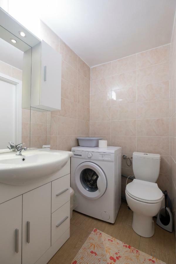 Newly Renovated Studio With Air Conditioner & Free Parking Λιουμπλιάνα Εξωτερικό φωτογραφία